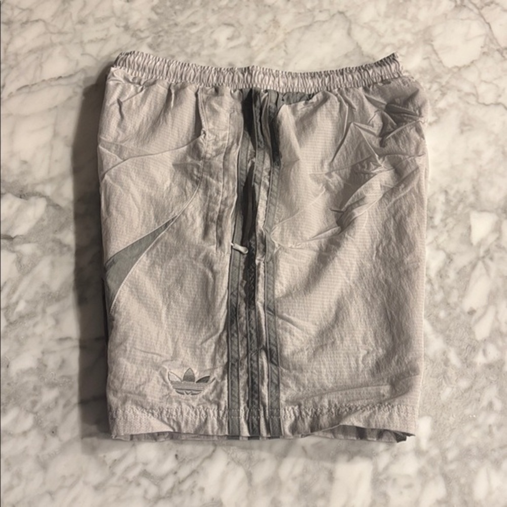 adidas Originals Men's Light Gray Athletic Shorts